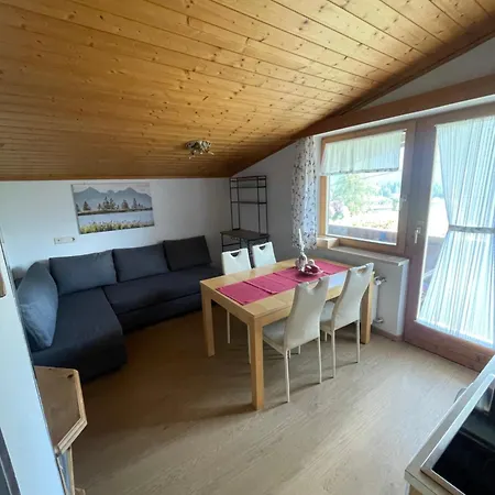 Laura Apartment